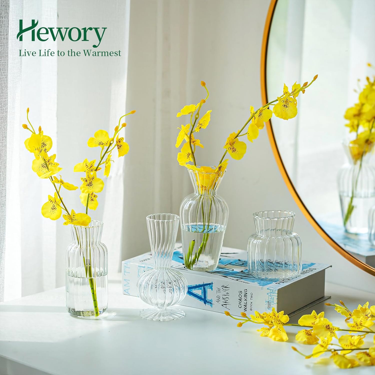 Mini Glass Vases for Centerpieces - Hewory Small Clear Bud Vase in Bulk, Cute Flower Vases Set for Wedding, Home Decoration, Table Decor (Clear, 16)