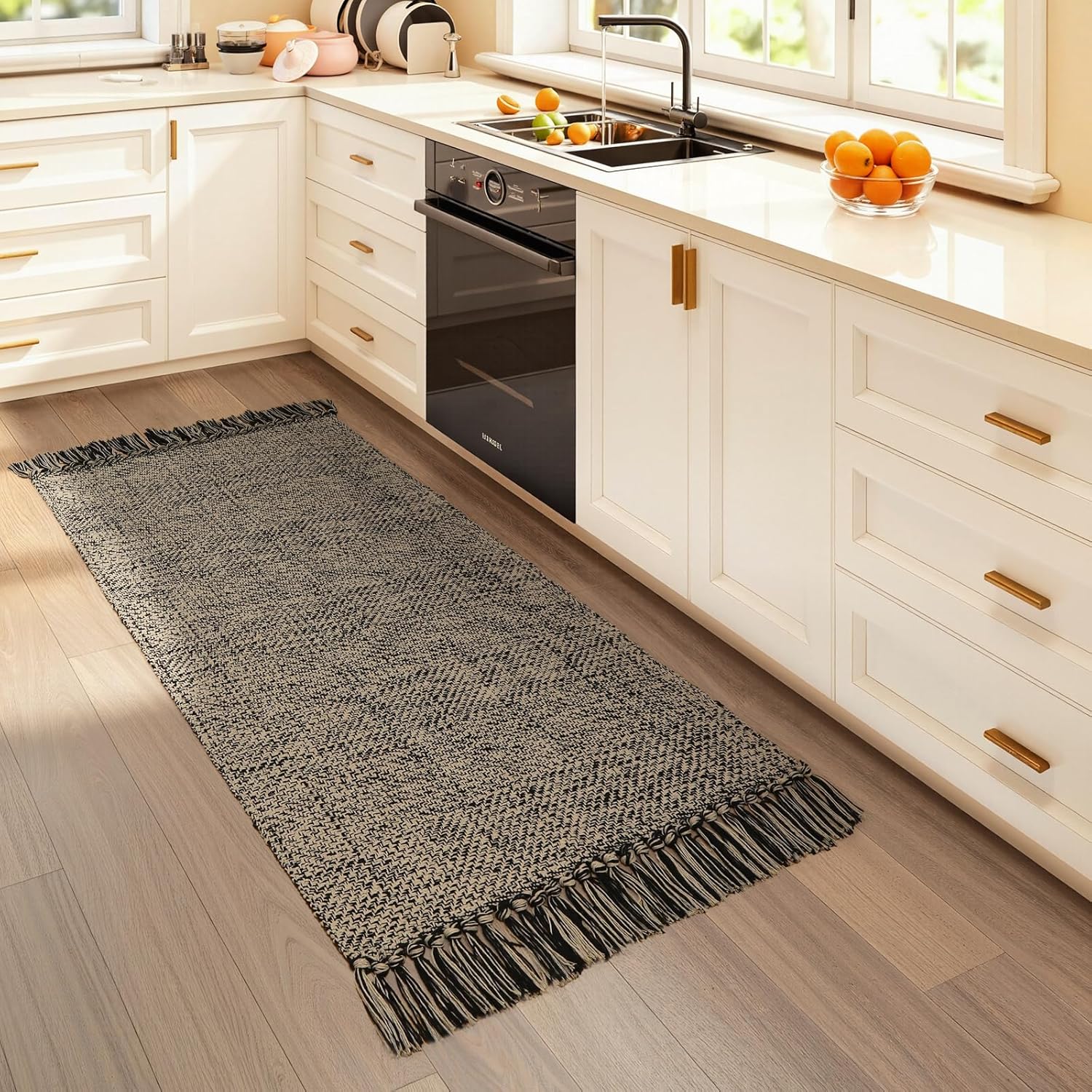 Collive Comfy Area Rug 4' x 6', Tan/Cream Woven Cotton Bedroom Rugs, Modern Indoor Accent Rug Floor Carpet with Tassel for Living Room, Nursery Room, Dining Room, Bedside, Office, Patio Decor