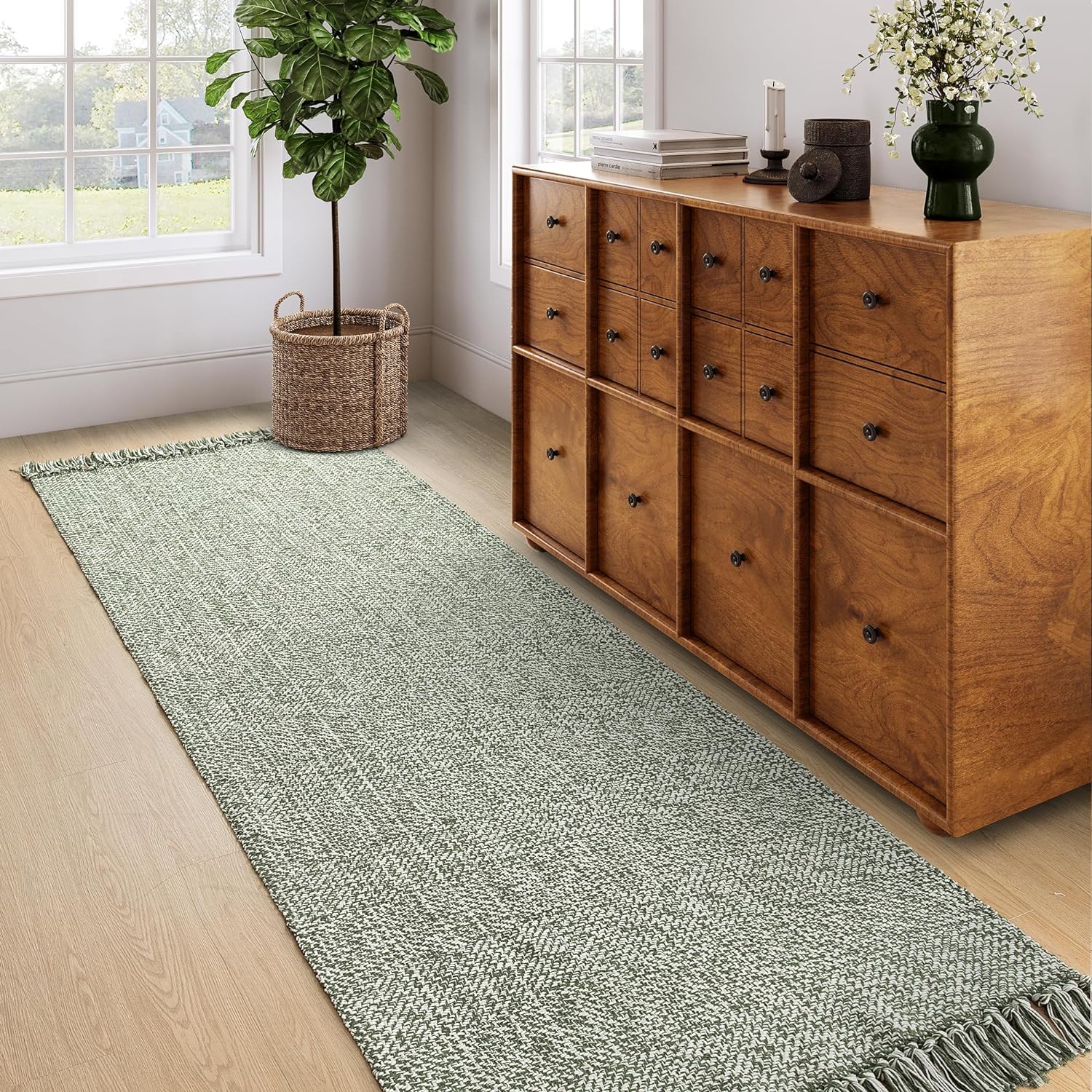 Collive Comfy Area Rug 4' x 6', Tan/Cream Woven Cotton Bedroom Rugs, Modern Indoor Accent Rug Floor Carpet with Tassel for Living Room, Nursery Room, Dining Room, Bedside, Office, Patio Decor
